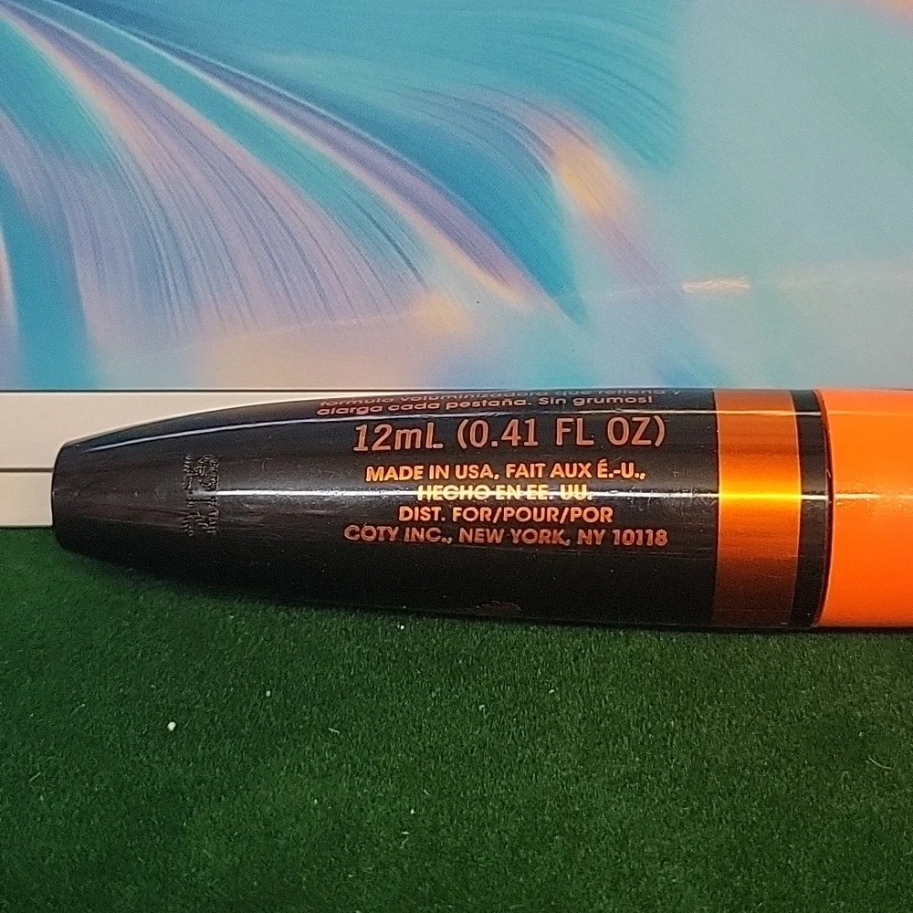 Rimmel London Scandaleyes Curve Alert Mascara New Tube - 001 Black